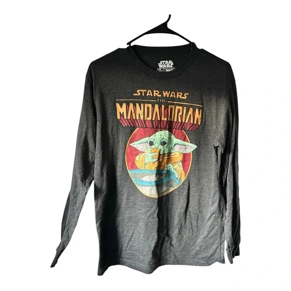 MAD Mandalorian Star Wars Gray Tee - Picture 2 of 5